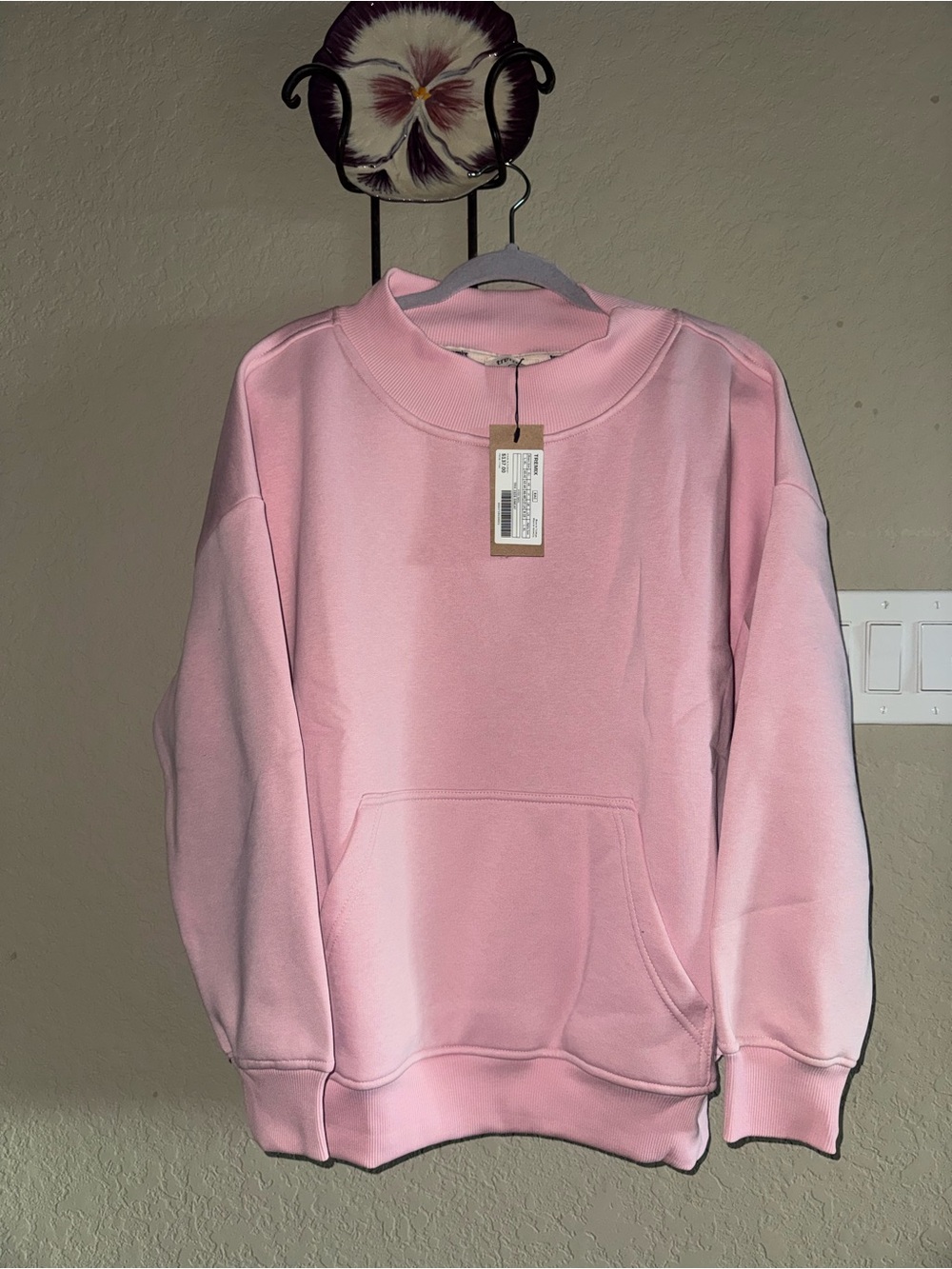 NWT Tremix Women’s Pink Large Crewneck Sweatshirt Oversized. True to size